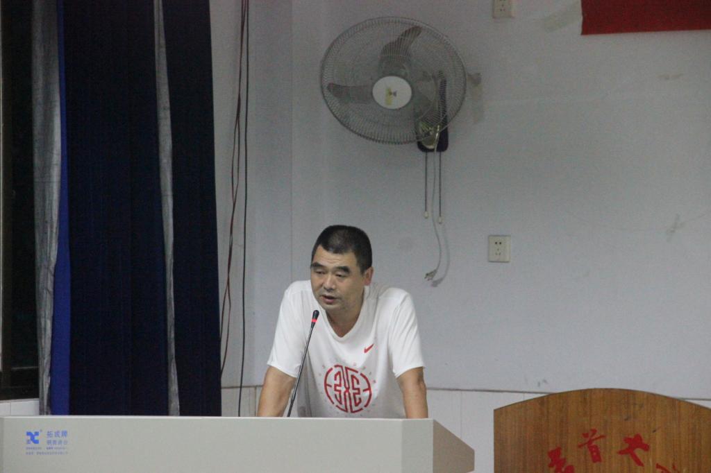 图为 肖松书记致辞